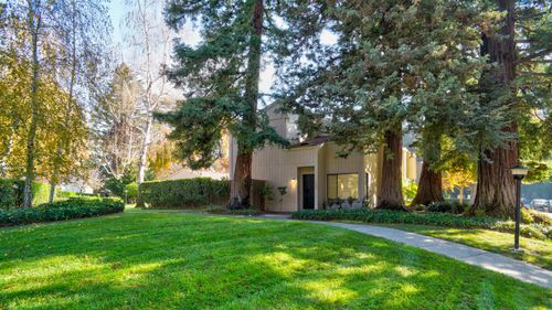 130 Hartnell Pl, Sacramento, CA, 95825-6610 | Card Image