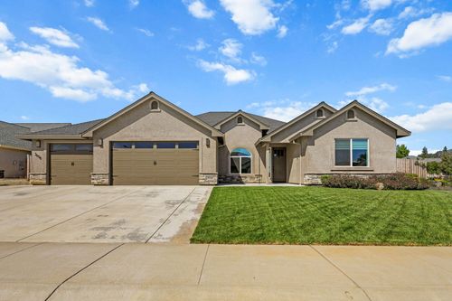 3608 Evert Place, Redding, CA, 96002 | Card Image