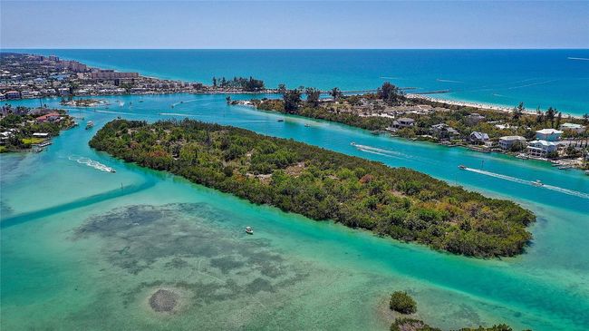 APT-10 - 109 Bayshore Rd, Condo with 2 bedrooms, 2 bathrooms and null parking in Nokomis FL | Image 76