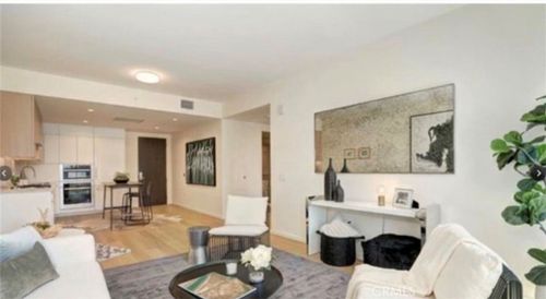 877 Francisco St, Los Angeles, CA, 90017-3045 | Card Image