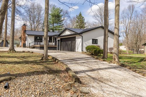 828 Terrace View Dr, Howard, OH, 43028-9503 | Card Image
