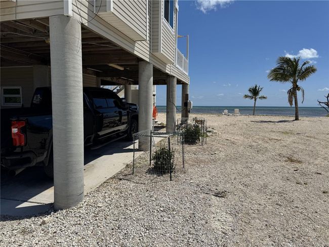1659 Long Beach Dr, House other with 3 bedrooms, 2 bathrooms and null parking in Big Pine Key FL | Image 46