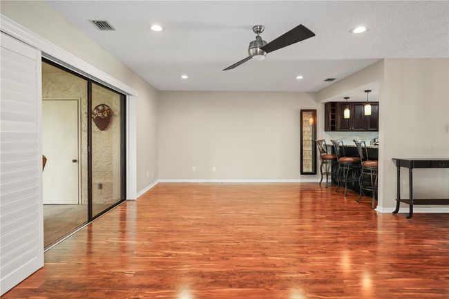 APT-15C - 1801 E Lake Rd, Condo with 3 bedrooms, 2 bathrooms and null parking in PALM HARBOR FL | Image 7