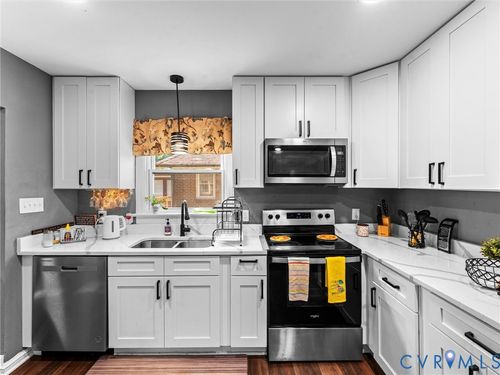 710 Hampton Rd, Petersburg, VA, 23805-2043 | Card Image