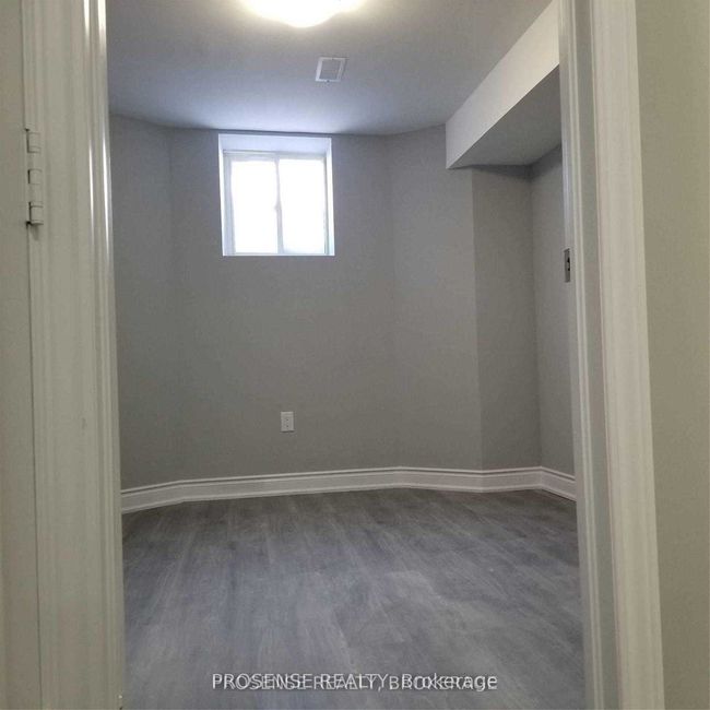 BASEMNT - 22 Prairie Star Crt, Home with 3 bedrooms, 2 bathrooms and 4 parking in Brampton ON | Image 6
