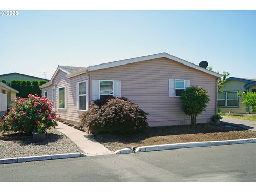 17620 Sw Richmond Way, Beaverton, OR, 97006-3656 | Card Image