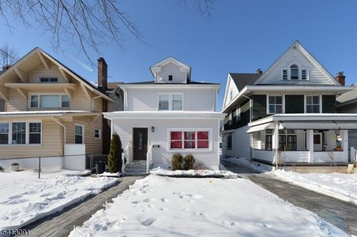 171 Ampere Pkwy, Bloomfield, NJ, 07003-5820 | Card Image