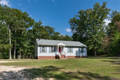 8862 Piney Branch Lane, Home with 3 bedrooms, 2 bathrooms and null parking in New Kent VA | Image 1