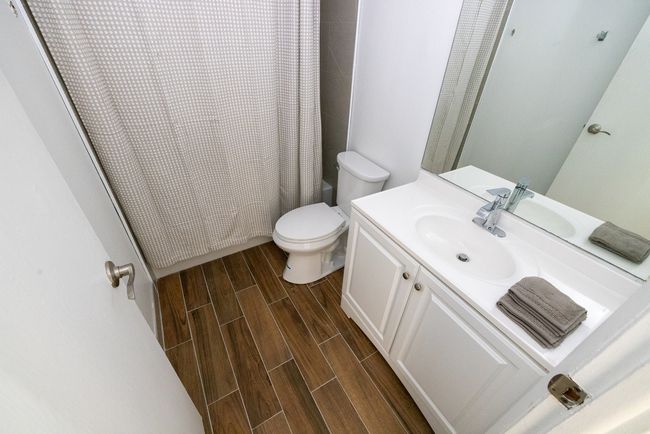 APT-3L - 1833 Four Lakes Ave, Condo with 2 bedrooms, 1 bathrooms and 1 parking in Lisle IL | Image 13