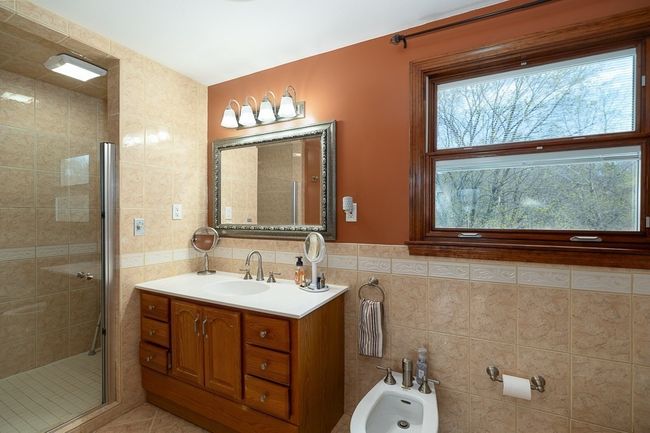 6 Saint Peters Ln, House other with 3 bedrooms, 3 bathrooms and 4 parking in Gloucester MA | Image 28