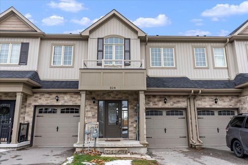 328 East St, Orillia, ON, L3V8K9 | Card Image