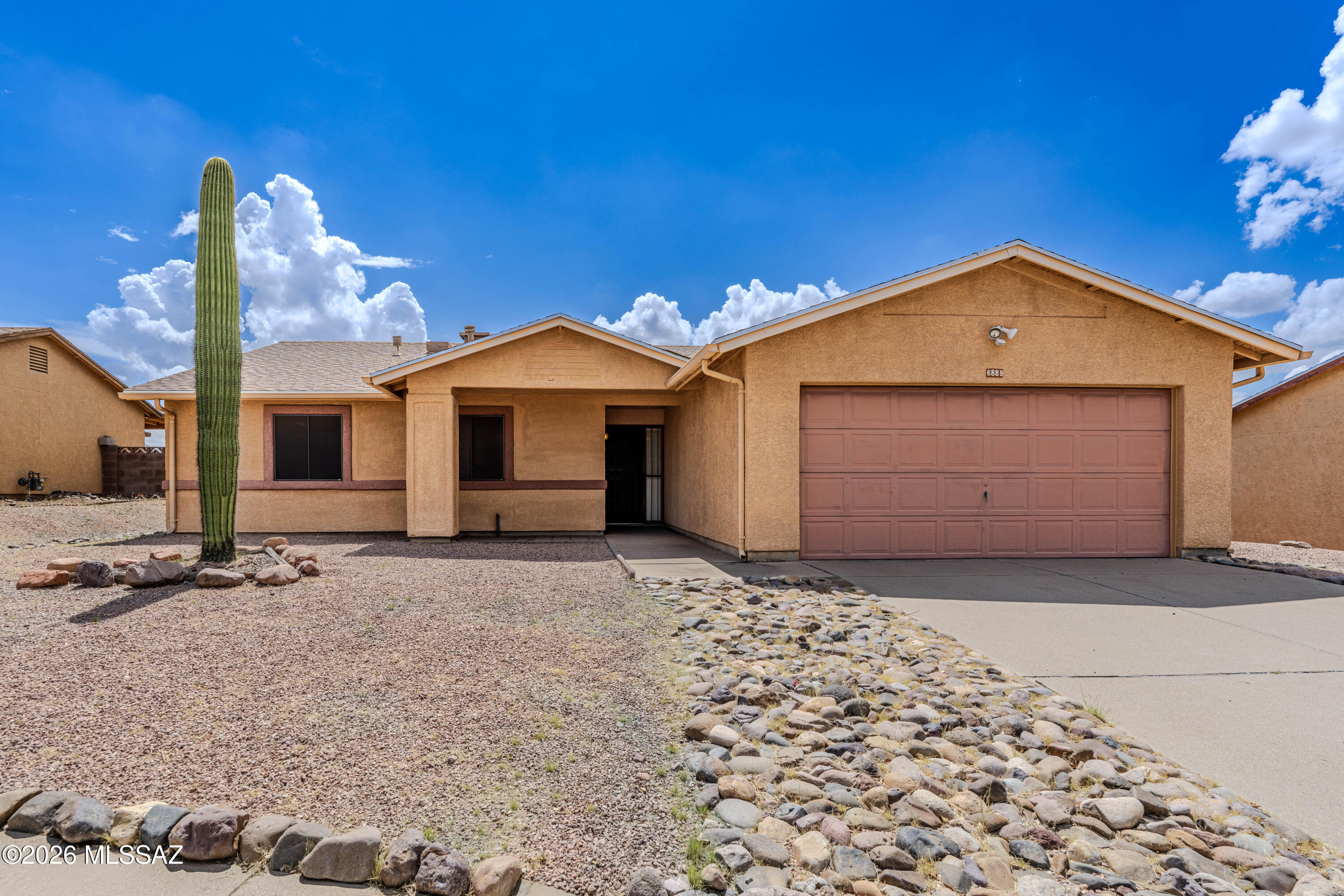 6889 N De Chelly Loop, For Sale in Tucson - eXp Realty