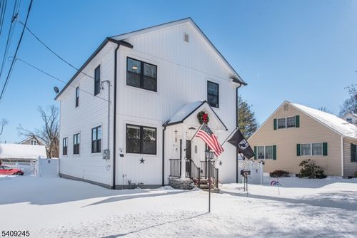 102 Miller St, Hackettstown, NJ, 07840-1947 | Card Image