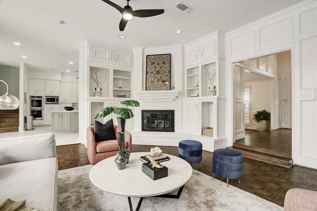 5411 Pine St, House other with 5 bedrooms, 5 bathrooms and 3 parking in Bellaire TX | Image 22