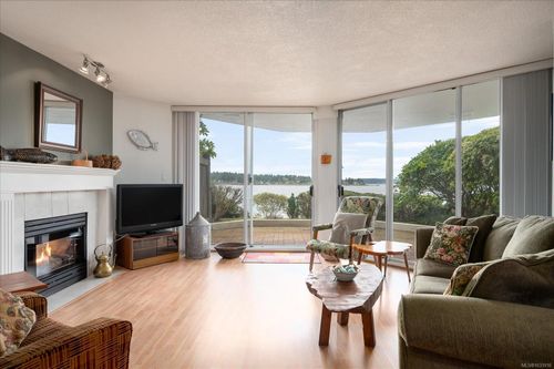 110-150 Promenade Dr, Nanaimo, BC, V9R6M6 | Card Image