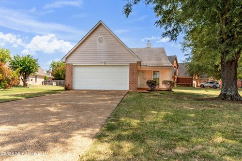 9054 Erie Cove, Olive Branch, MS, 38654 | Card Image