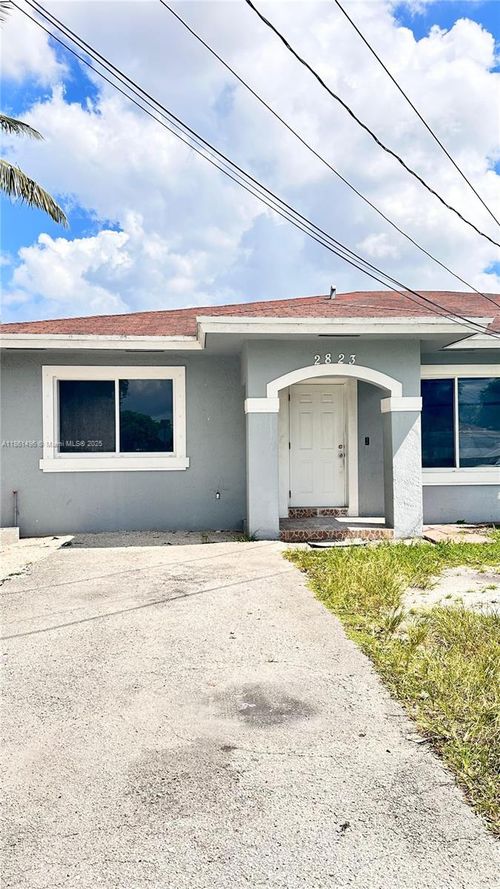 1-2823 Nw 106th St, Miami, FL, 33147-1647 | Card Image