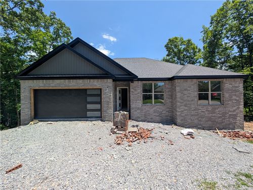 44 Berkshire Dr, Bella Vista, AR, 72714-4027 | Card Image