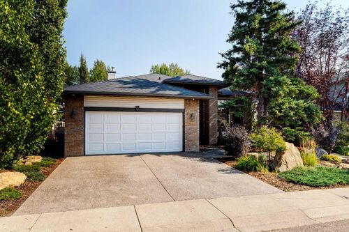 60 Woodpark Close Sw, Calgary, AB, T2W6G9 | Card Image