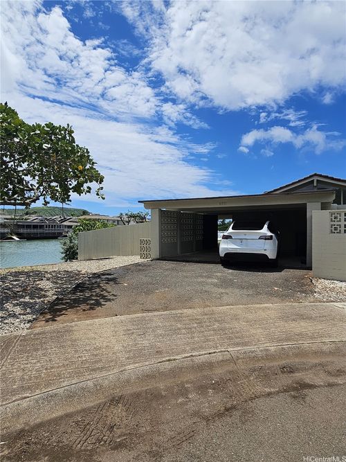 6311 Paauilo Pl, Honolulu, HI, 96825-1234 | Card Image