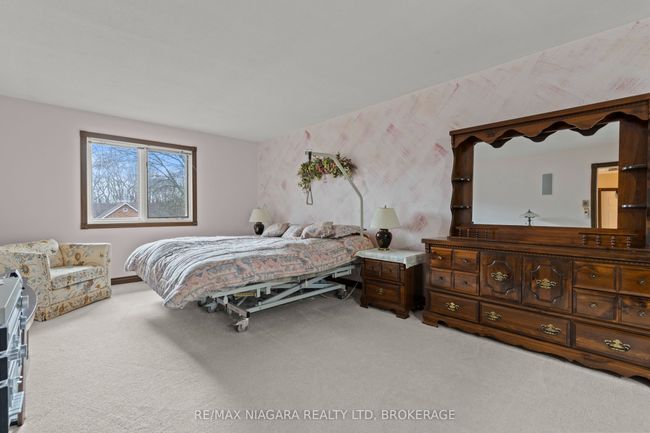 683 Canboro Rd, House other with 3 bedrooms, 3 bathrooms and 6 parking in Fenwick ON | Image 37