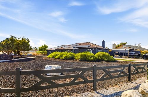 7518 San Bruno, Hesperia, CA, 92345 | Card Image