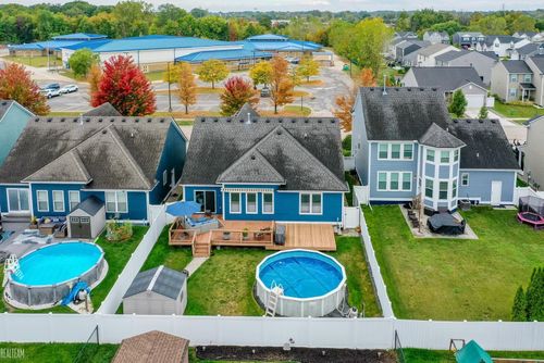 57726 River Oaks Dr, New Haven, MI, 48048-3303 | Card Image