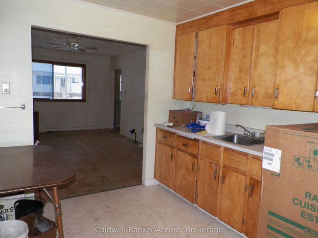 11 Laurentian St, House other with 4 bedrooms, 1 bathrooms and 2 parking in Deep River ON | Image 11