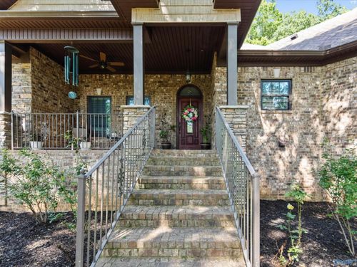 20 Section Mountain Rd, Somerville, AL, 35670-3335 | Card Image