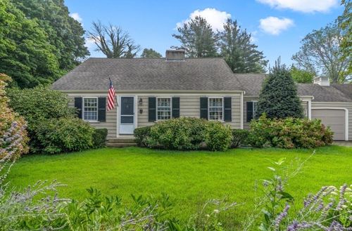 11 Cedar Ln, Cohasset, MA, 02025-2001 | Card Image