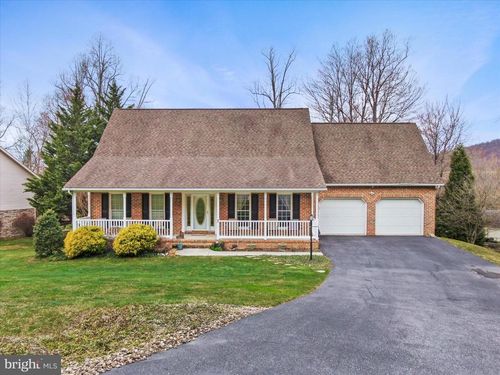 33-10819 Durham Cir, WAYNESBORO, PA, 17268-8853 | Card Image