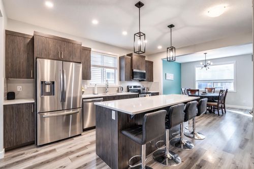 429 S Point Glen Sw, Airdrie, AB, T4B4L1 | Card Image