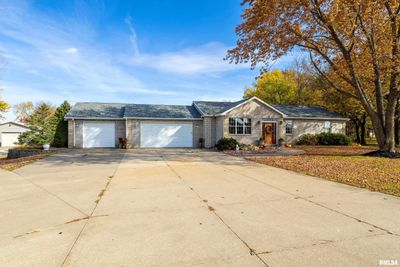 6501 221 St Street, House other with 4 bedrooms, 3 bathrooms and null parking in Port Byron IL | Image 2