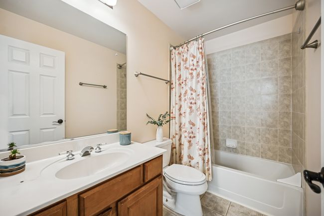 2306 Sundrop Dr, House other with 3 bedrooms, 4 bathrooms and 2 parking in Glenview IL | Image 16