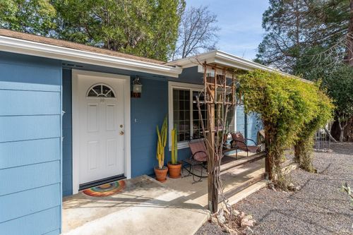 209 Park Court, Ukiah, CA, 95482 | Card Image