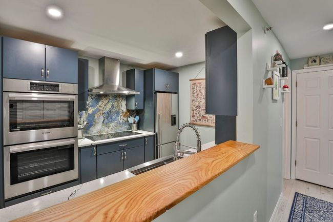 APT-307 - 9 Bartemus Trl, Condo with 2 bedrooms, 2 bathrooms and null parking in Nashua NH | Image 12
