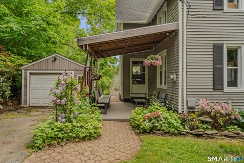 559 Old Laurel Hill Rd, Norwich, CT, 06360-7323 | Card Image