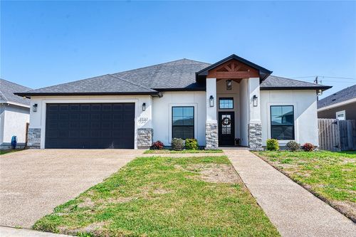 7722 Krypton Dr, Corpus Christi, TX, 78414-3192 | Card Image