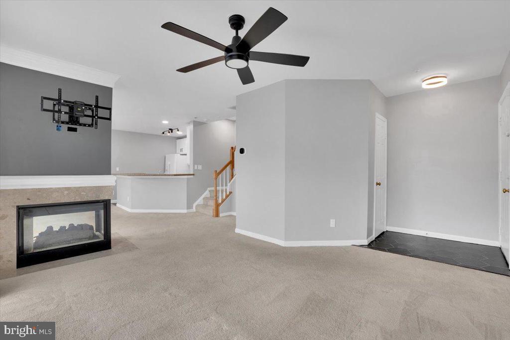 Residential Lease in ALEXANDRIA 3