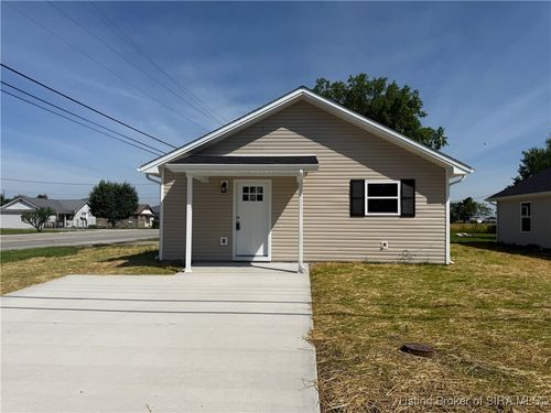 200 E Wanut Street, Crothersville, IN, 47229 | Card Image