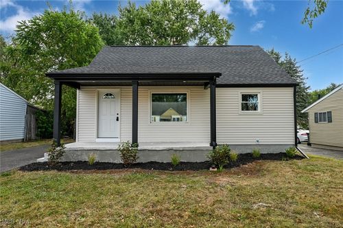 2940 Ellis Ave Ne, Canton, OH, 44705-4717 | Card Image