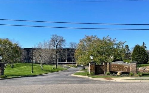 305-1077 Sibley Memorial Hwy, Lilydale, MN, 55118-3615 | Card Image