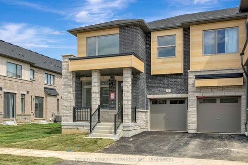 2 Capton St, Brantford, ON, N3T0X5 | Card Image