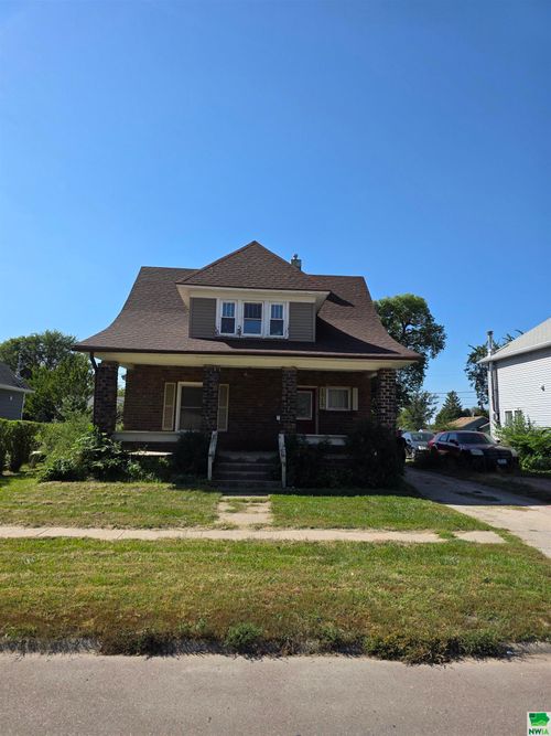 1919 Riverside Blvd, Sioux City, IA, 51109-1546 | Card Image