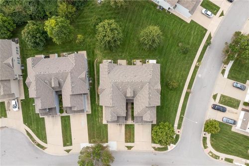 4607 Ne 83rd Ter, Kansas City, MO, 64119-7618 | Card Image