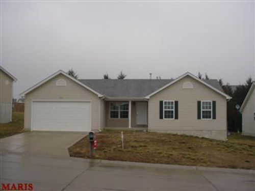 2311 Garden Ln, Festus, MO, 63028-4770 | Card Image