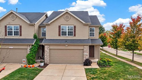 60 Country Field Ct, Lake St Louis, MO, 63367-5846 | Card Image