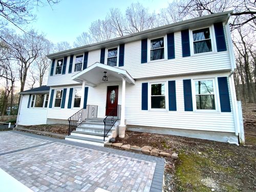 545 Simsbury Rd, Bloomfield, CT, 06002-1514 | Card Image