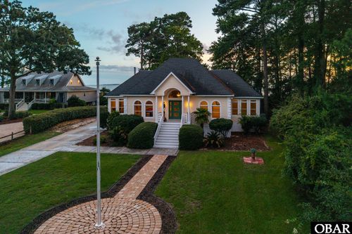 3032 Martins Point Rd, Kitty Hawk, NC, 27949-3815 | Card Image