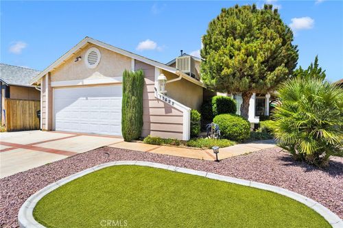 13822 Gorgonio Rd, Victorville, CA, 92392 | Card Image